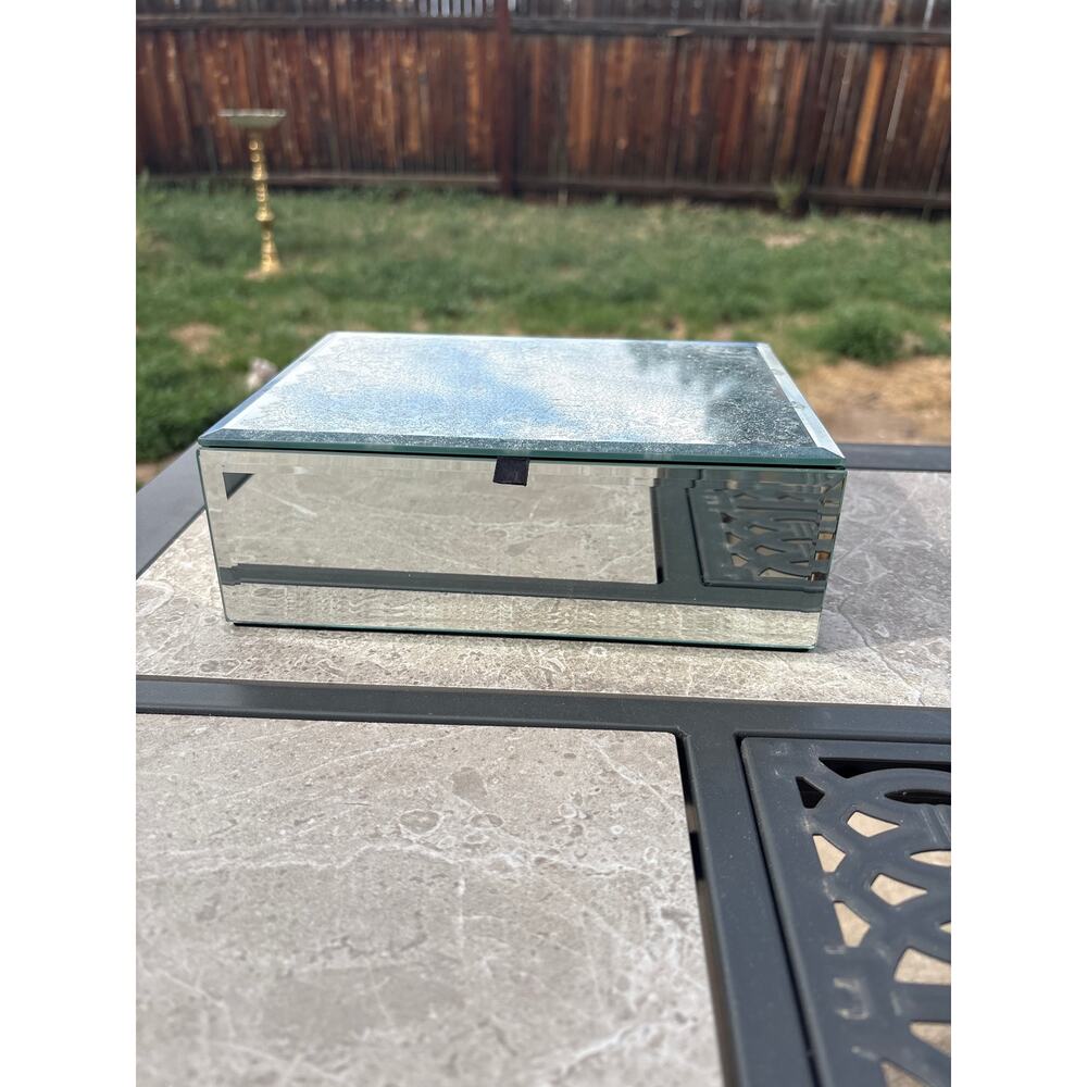 Mirrored Cynthia Rowley jewelry/keepsake box